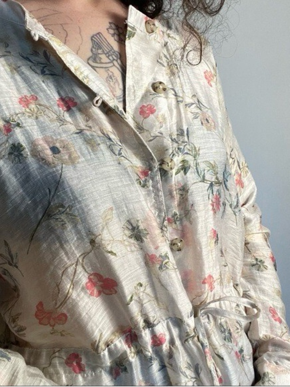 J. JILL Women's Sheer Floral Linen Blend Button Tunic Shirt Sz M/PTP 23/L 36 - Picture 2 of 15